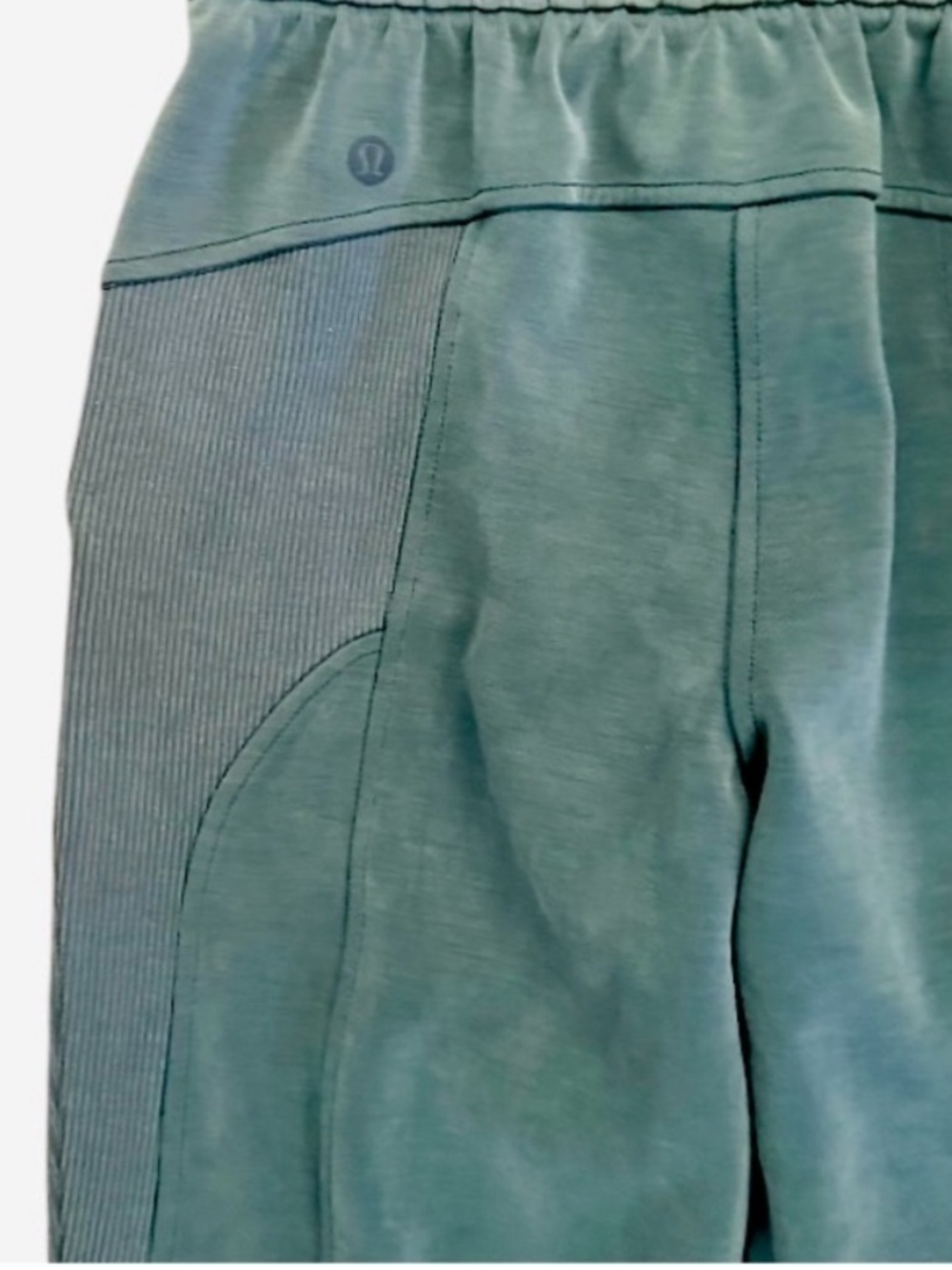 Lululemon Softstreme Ribbed High-Rise Pull-On Jogger Pant, Green Jasper, Size 0 - Picture 12 of 15